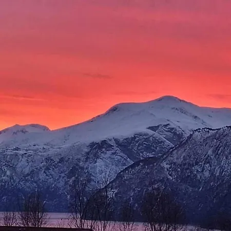 Skoglund Stranda (More og Romsdal)