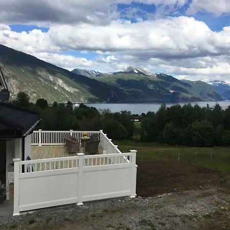 Skoglund Stranda (More og Romsdal)