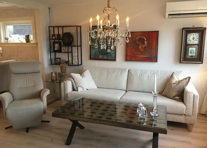 Skoglund Villa Stranda (More og Romsdal)